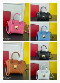 Picture of Valentino Lady Handbags _SKUfw117672046fw